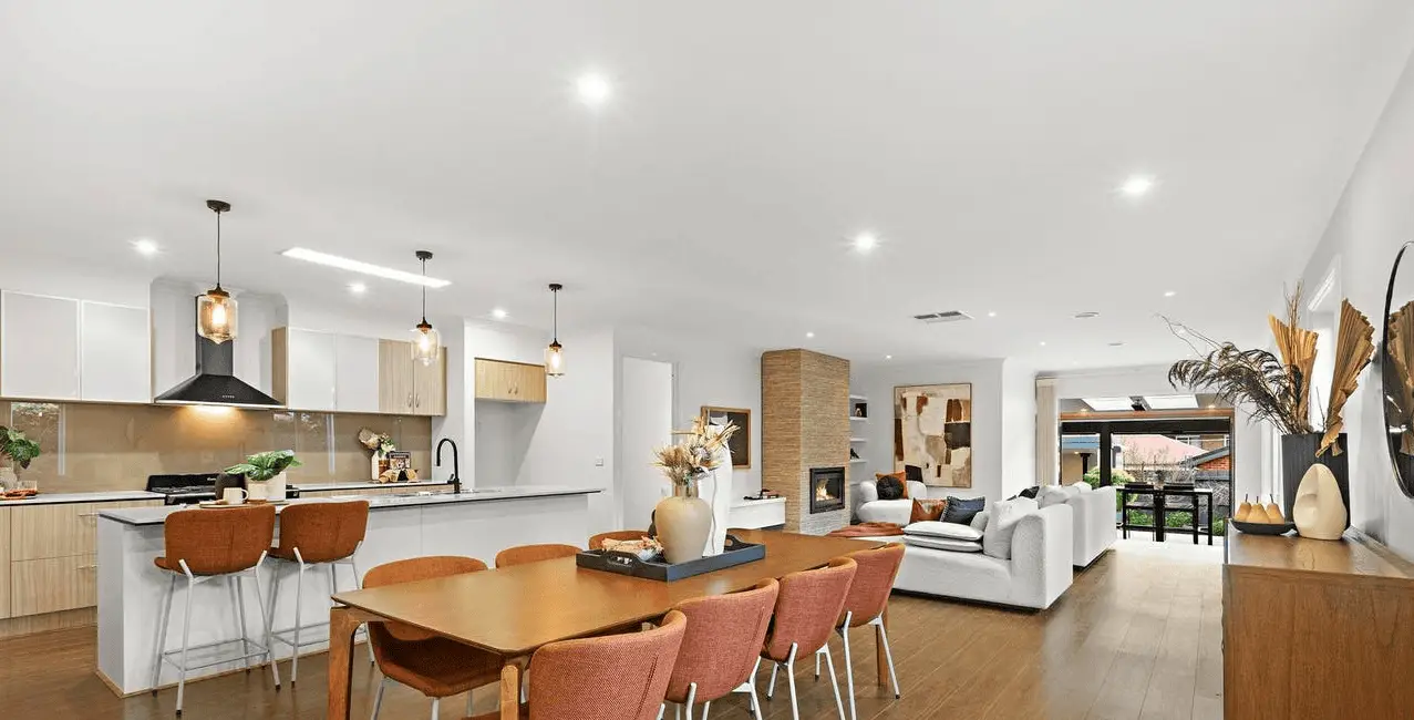 croydon hills 79 yarra road 2